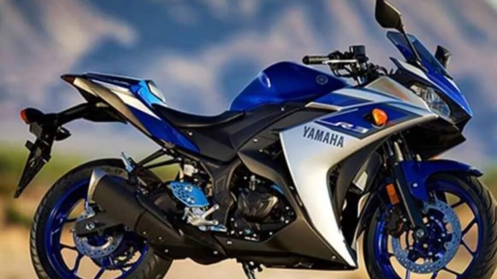 New Yamaha R3 Price: इस बाइक के आगे KTM ने टेके अपने घुटने, अभी जाने कीमत और फीचर्स