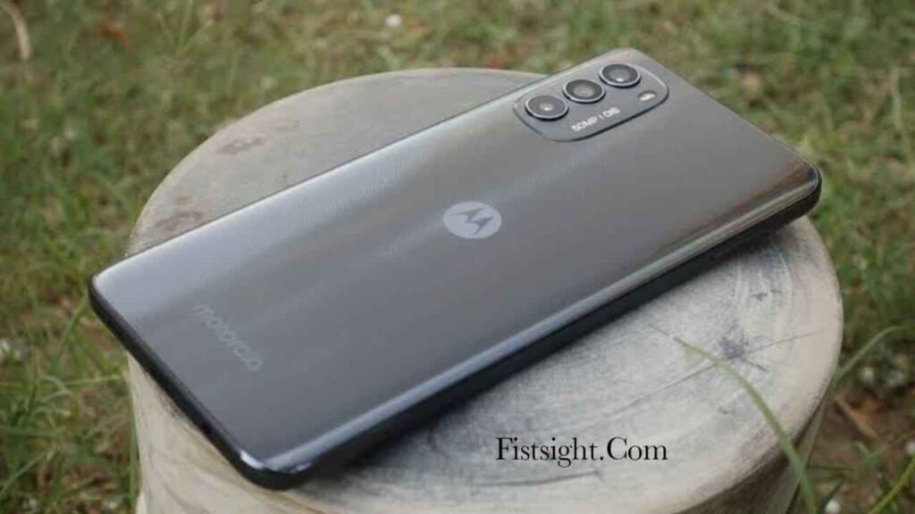 Moto G82 Offer: इस फोन में मिल रहा ऐसा ऑफर कि अभी फायदा नहीं उठाया